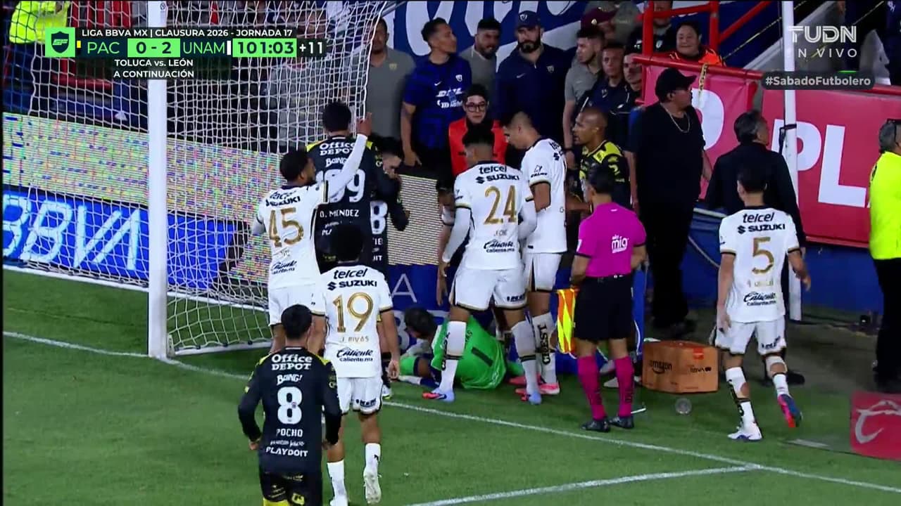 ¡Expulsión! El árbitro saca la roja directa a Salomón Rondón.