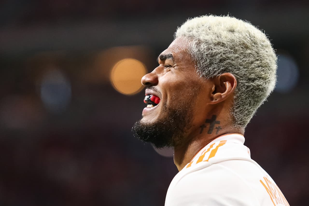 Josef Martínez cobra Penal al estilo Pulido... ¡y también falla!