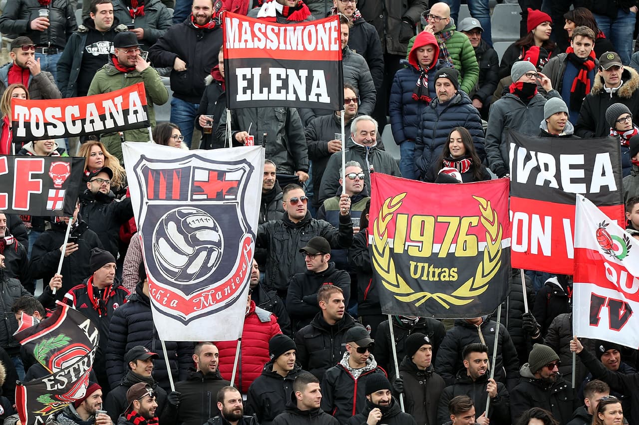 Milán se ha consolidado como uno de los grandes de Italia y así lo demuestran sus fanáticos, aunque el equipo está muy lejos de sus expectativas en lo ocurrido esta la temporada.