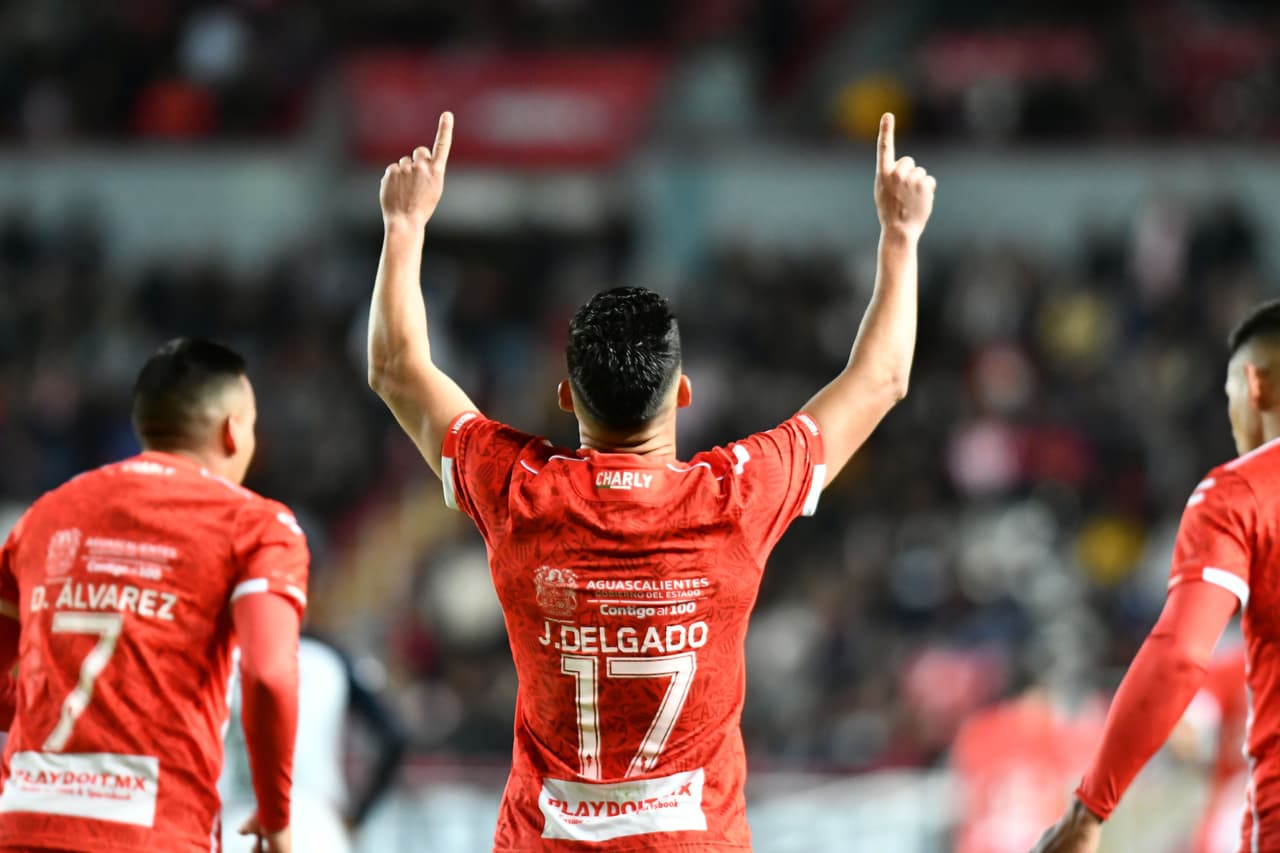 Layun (14’) abrió el marcador para los visitantes y Delgado (44’) por la vía penal empató el partido. Fernando Arce (84’) metió un autogol para que los de Mohamed se fueran al frente. Noya (90+3’) hizo el empate final.