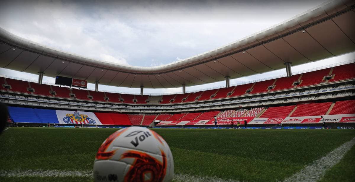 Nuevo positivo por COVID-19 en Chivas