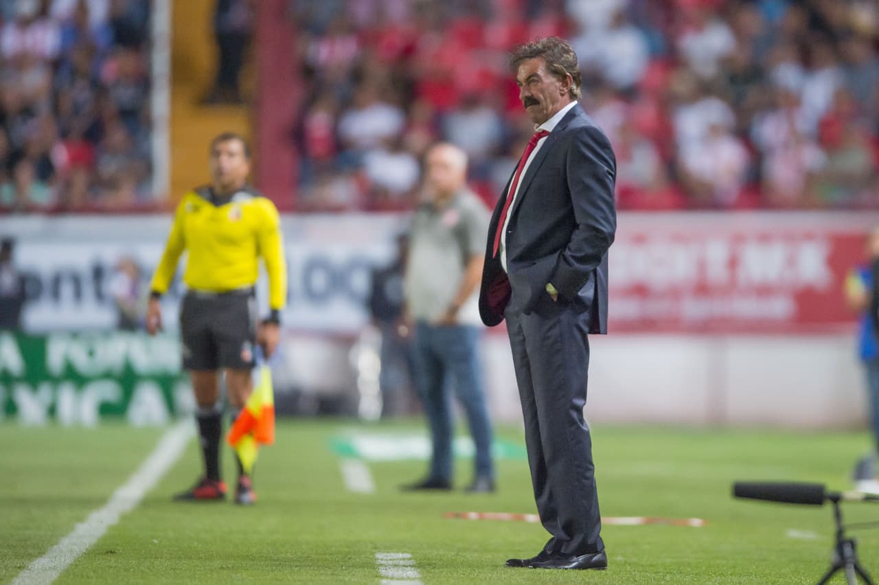 Necaxa inició ganando con el tanto de Mauro Quiroga pero Toluca igualó gracias a la aparición de Emmanuel Gigliotti. Con el empate, Los Rayos se mantienen en 5º y los Diablos Rojos en 16to. lugar.