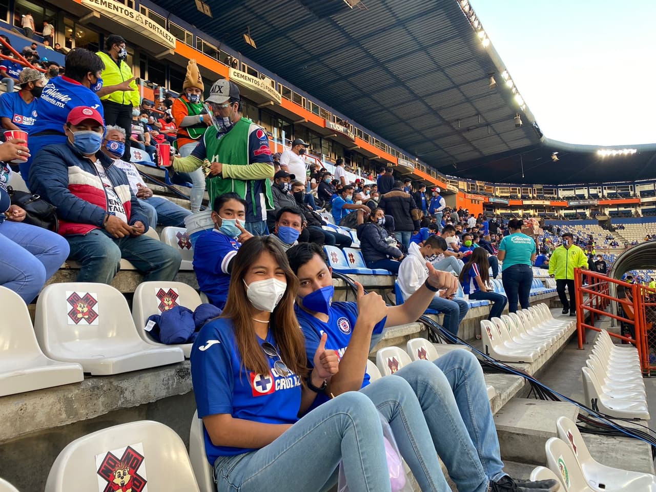 Los preparativos quedan listos para el arranque de las semifinales del fubol mexicano entre Pachuca y Cruz Azul.