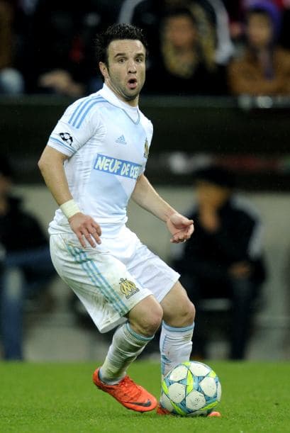 Mathieu Valbuena: Un mediocampista multifuncional del Marsella, pues así como puede sumarse al frente también sabe defender. Cuenta con gran disparo de media distancia y desde hace un par de años se ha convertido en un jugador tomado en cuenta por 'Les Bleus'. Fue el segundo mejor asistidor del torneo anterior.