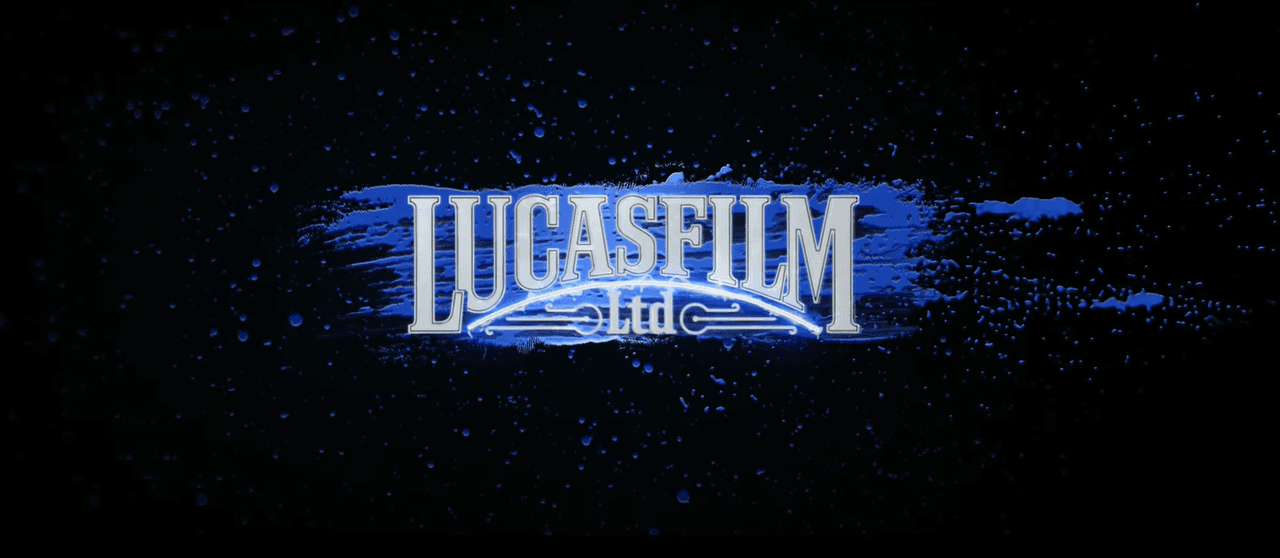 Nunca has visto el arma legendaria de los Jedi y el poder de la Fuerza así.