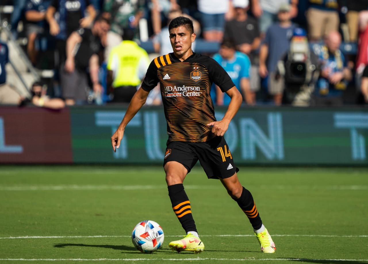 Joe Corona deja Houston Dynamo FC tras la compra de su contrato