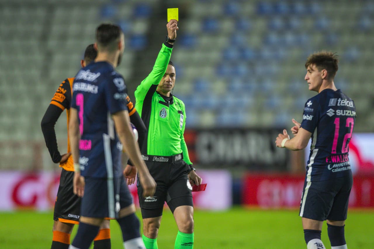 Con goles de Juan Pablo Vigón y Erick Aguirre, Pumas y pachuca no se pueden quedar con la victoria y se conforman con un punto.