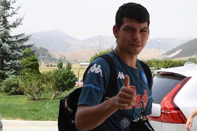 El ‘Chucky’ Lozano está en Napoli y ya reportó con el equipo