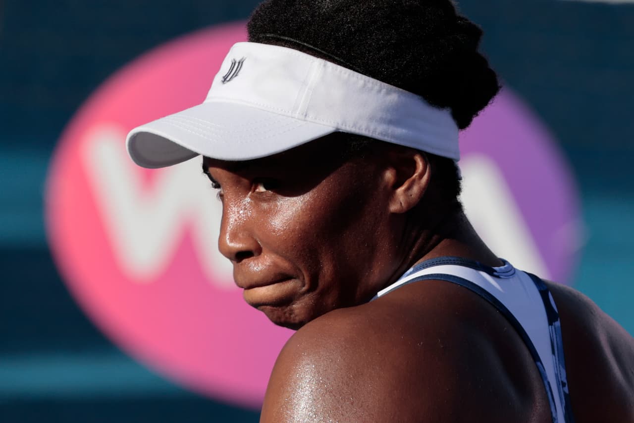 De nuevo debut y despedida para Venus Williams en México