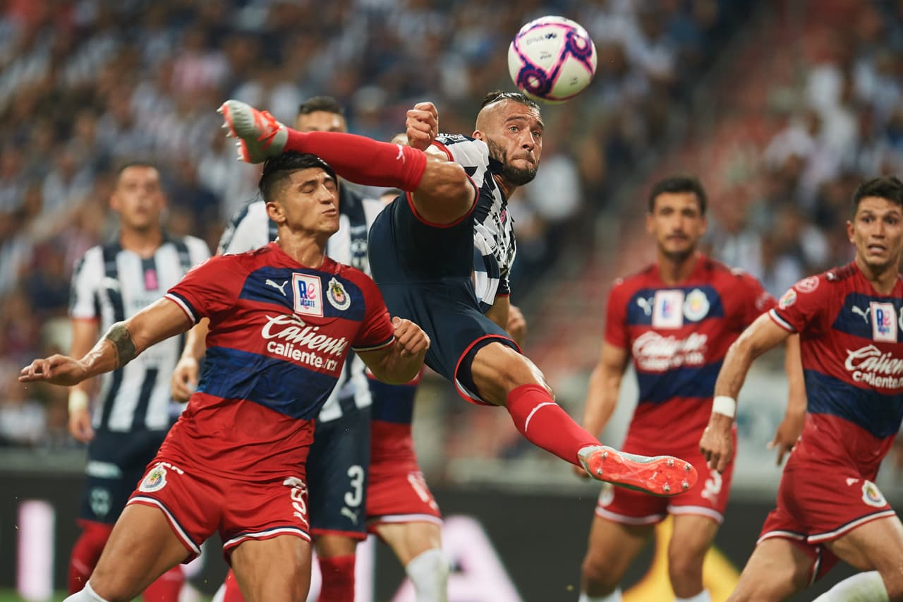 Las Chivas llegan motivadas al enfrentamiento tras llevarse el Clásico Tapatío en el Jalisco.