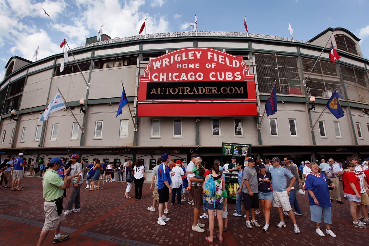 Lleve un pedacito del Wrigley Field de recuerdo y gratis