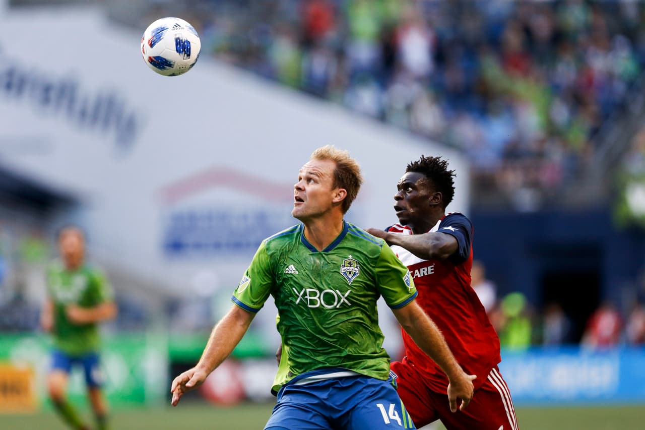 Seattle Sounders le pegó al líder del Oeste, FC Dallas. Chad Marshall no solo fue líder en la zaga, además anotó el primer gol de los Esmeraldas.
