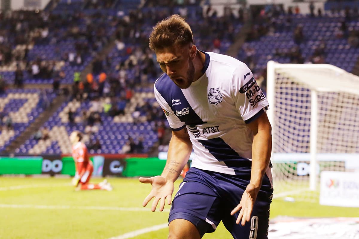 Al minuto 90'+3 el delantero argentino Lucas Cavallini anotó el gol para el triunfo del Puebla 2-1 sobre Monterrey por la octava jornada del Apertura 2018 de la Liga MX.