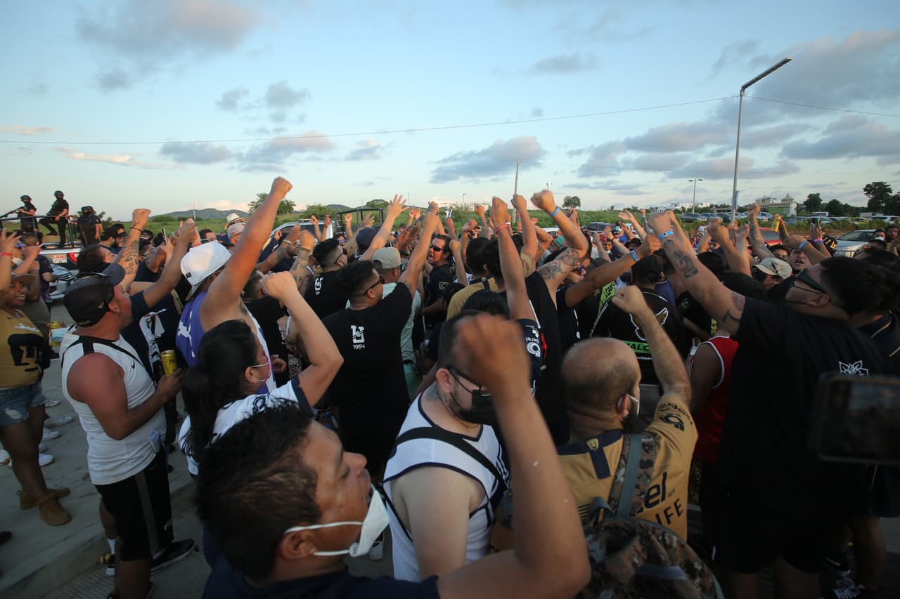 El Kraken tuvo una gran entrada y el espectáculo no demeritó con un empate de alarido sobre el final gracias a que Pumas no supo sostener la ventaja cuando tenía todo para llevarse los tres puntos.