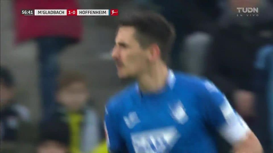 Tiro desviado de Benjamin Hübner