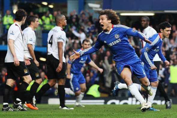 Para sorpresa de todos, el que abrió el marcador fue el defensor David Luiz al minuto 78.