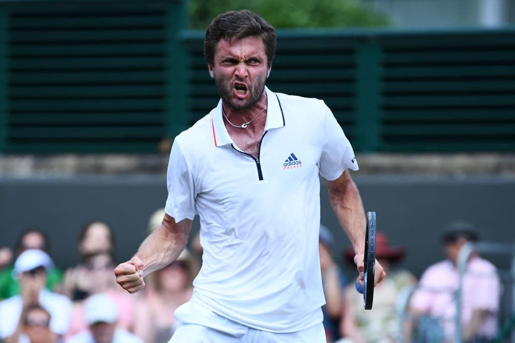 Gilles Simon fue verdugo del australiano Matthew Ebeden, al imponerse con parciales 6-1, 6-7 (3), 6-3, 7-6 (2).