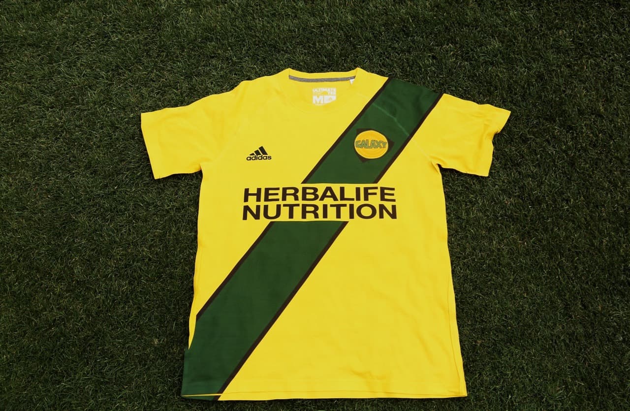 Colores 'retro' para Los Angeles Galaxy.