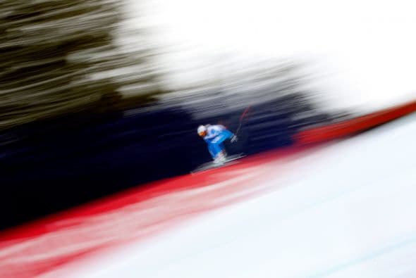 Beaver Creek, Colorado - 07 de febrero: Matteo Marsaglia de Italia compite durante las carreras de descenso de hombres en la pista de Birds of Preyen en el Día 6 de los campeonatos mundiales de esquí alpino de la FIS 2015.