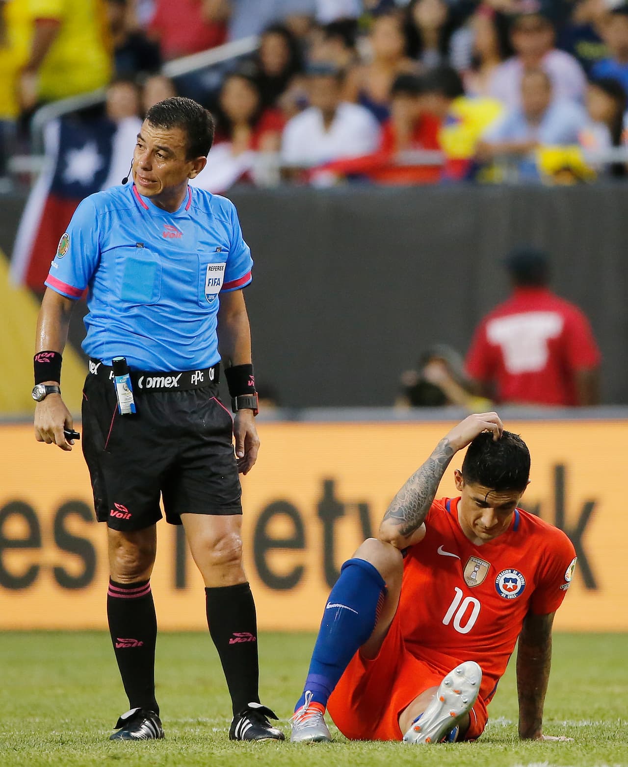 Pablo Hernández. A los 24 minutos de juego sufrió una caída que le produjo dolor en rodilla y tobillo izquierdos, tuvo que salir lesionado 4 minutos después. Calificación: 6