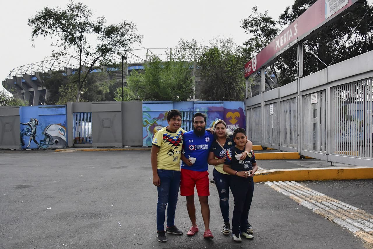 Las Águilas y la Máquina llegaron al 'Coloso de Santa Úrsula' pero la afición se escondió.