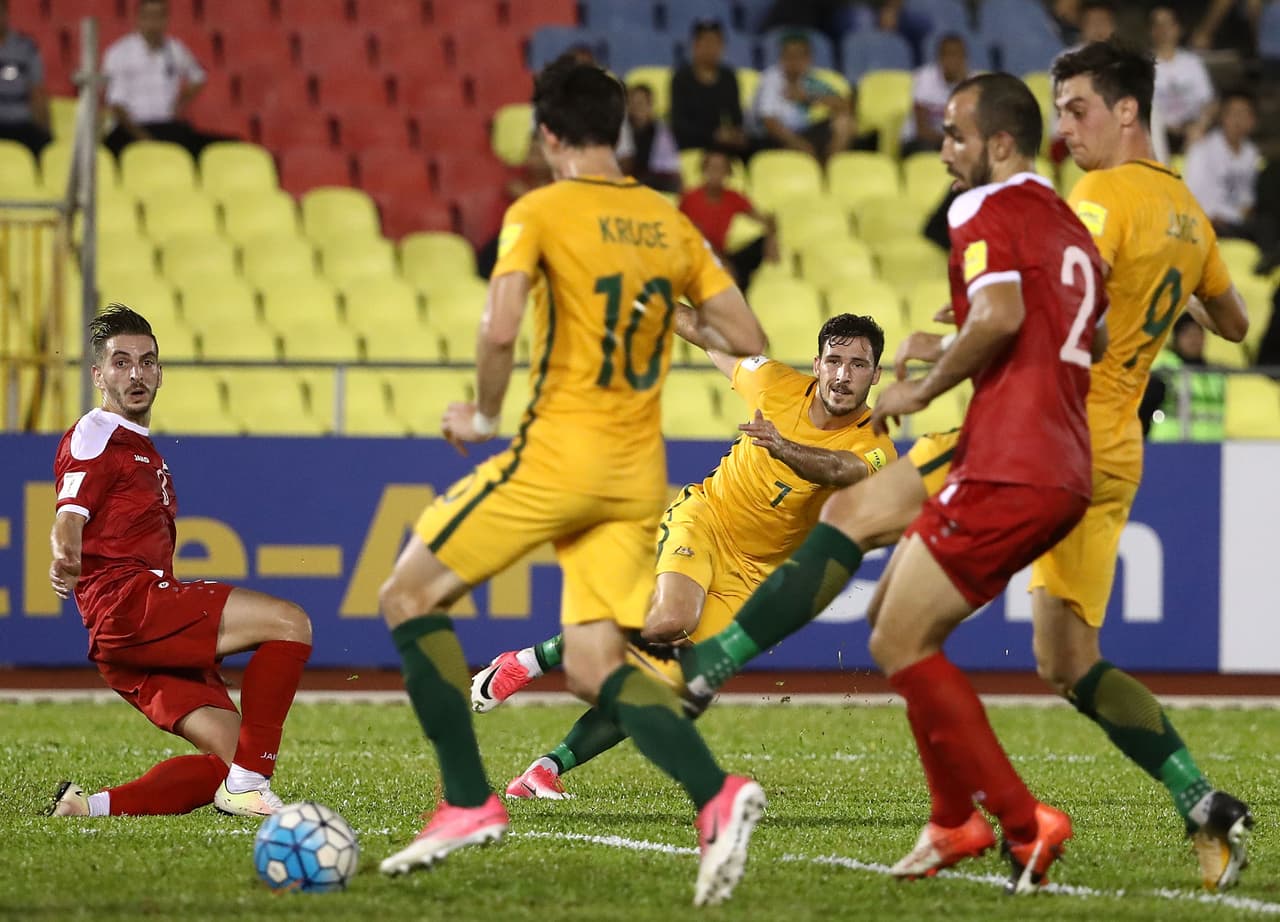 Australia tuvo la iniciativa para sorprender al local gracias a su experiencia en este tipo de choques de repechaje.