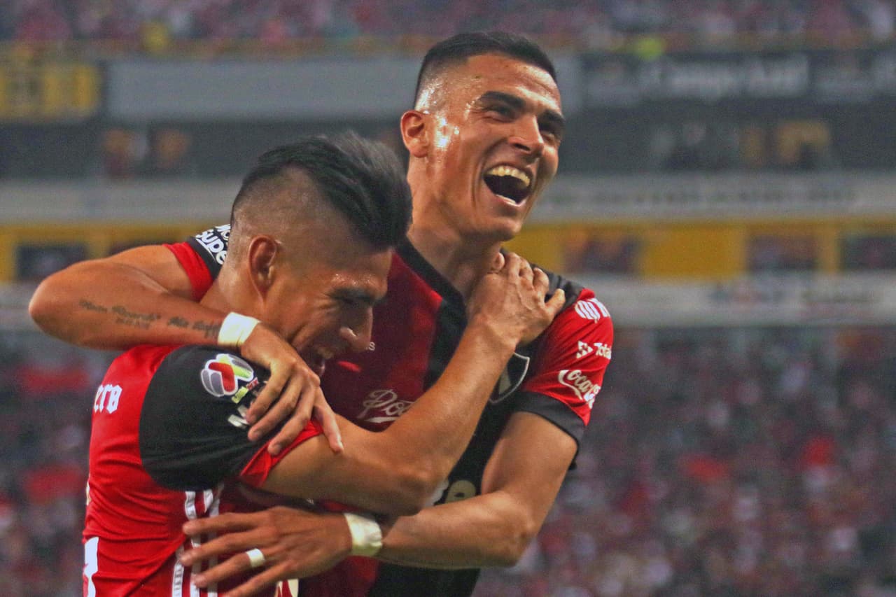 Al minuto 45, un gol de José Antonio Madueña puso a soñar a toda la afición rojinegra.