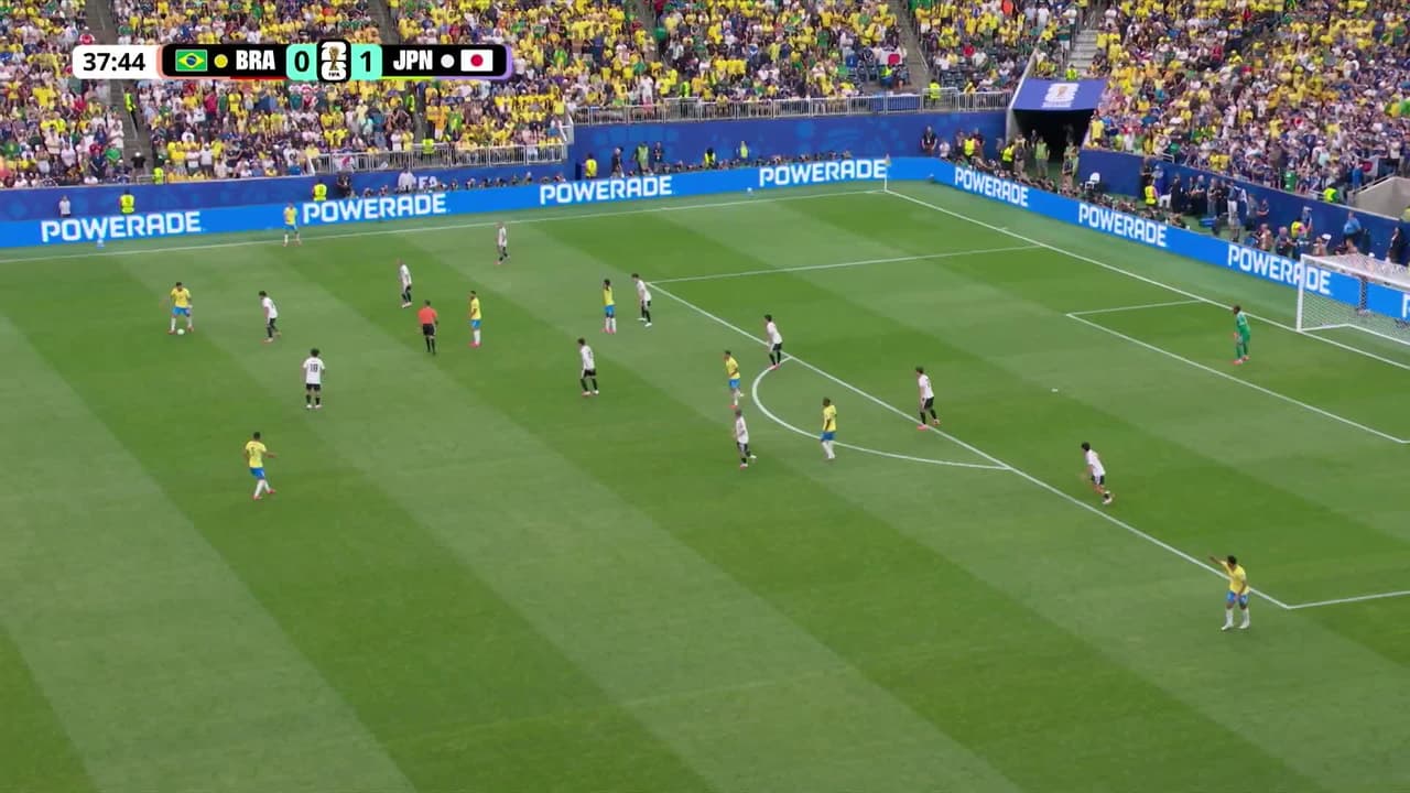 ¡TIRO ATAJADO! disparo por Matheus Cunha.