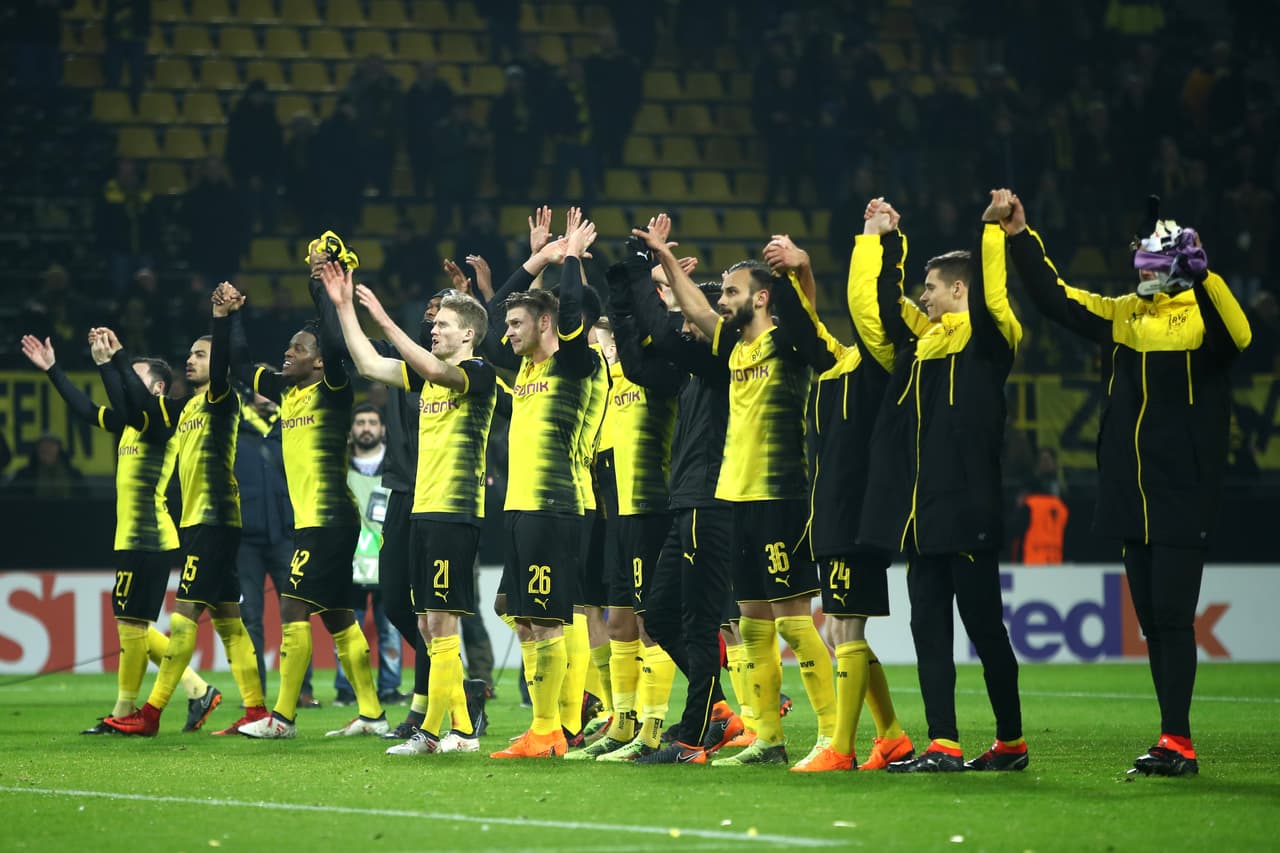 Borussia Dortmund 3-2 Atalanta: un emocionante partido se vivió en el Signal Iduna Park. Andre Schürrle puso en ventaja a los locales, pero Ilicic lo remontó al minuto 56. Sin embargo, faltaba elshow de Batshuayi, que con un doblete le dio el triunfo a los locales.