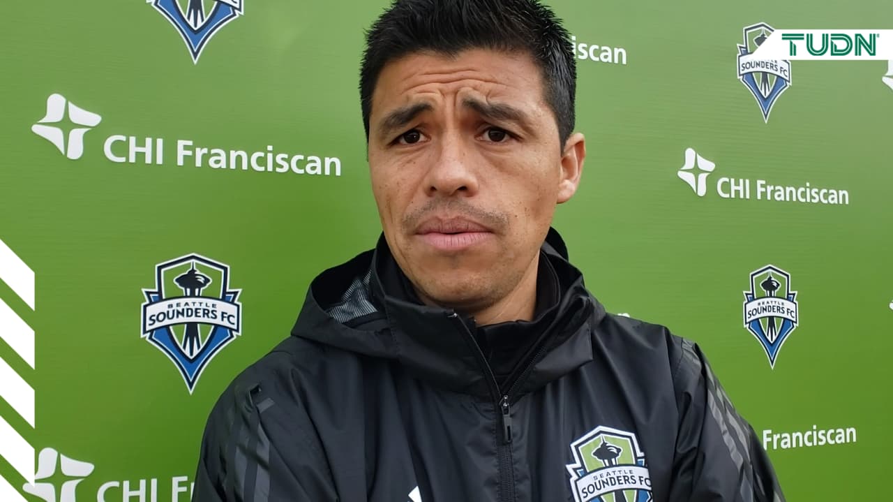 Gonzalo Pineda: Dejen de querer vivir la vida de futbolistas