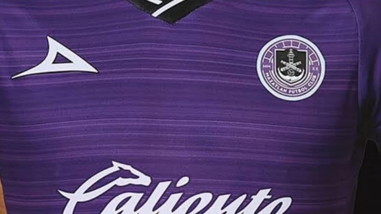 ¡Al ritmo de la tambora! El Recodo presenta playera del Mazatlán FC 