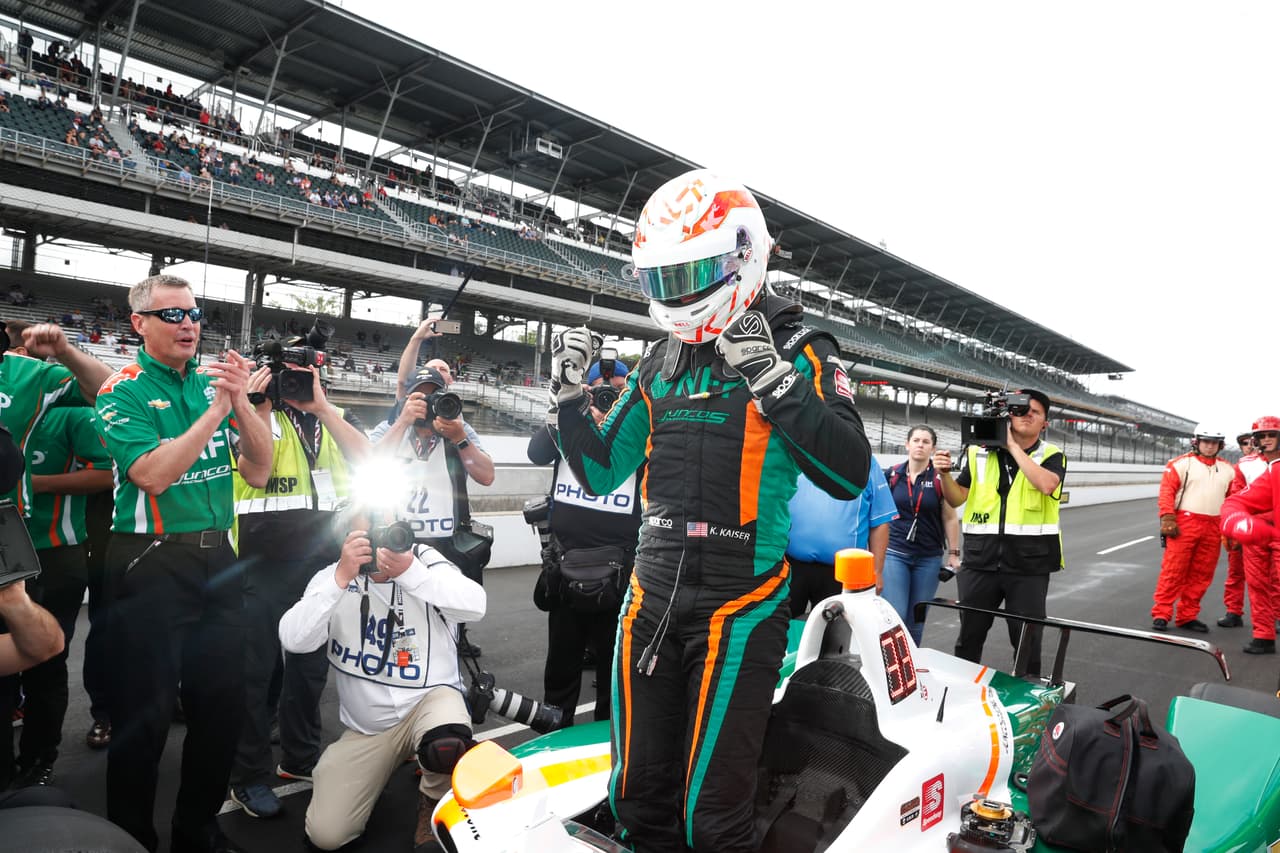 Claramente, su felicidad era desbordada logrando el último lugar para participar por repechaje en las 500 de Indianápolis.