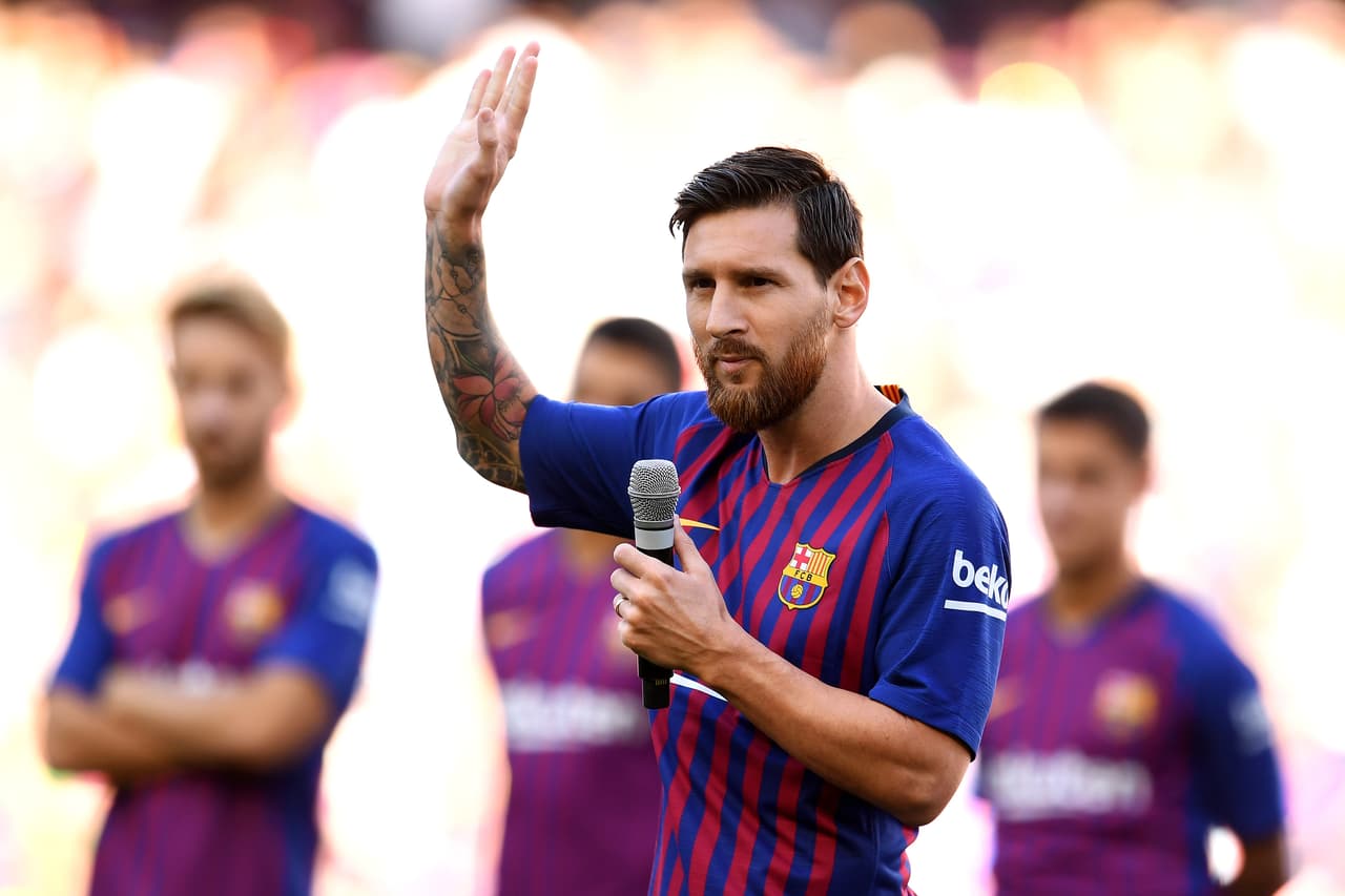 Lionel Messi, capitán y figura, le habló al público y prometió dejarlo todo para que la Champions League regrese a ese estadio al final de la temporada.