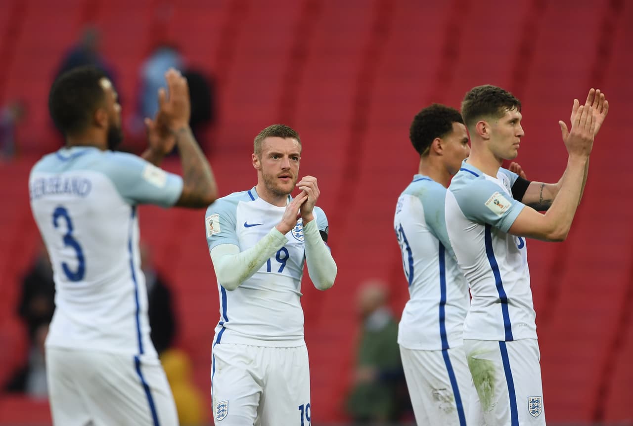 14. Inglaterra (UEFA) - 1,119 puntos