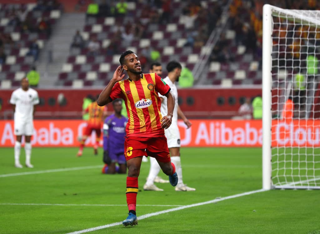 Con hat-trick de Hamdou Elhouni, doblete de Badri y uno m´ás de Derbali, el Es Tunis venció 6-2 al Al Sadd de Xavi Hernández.