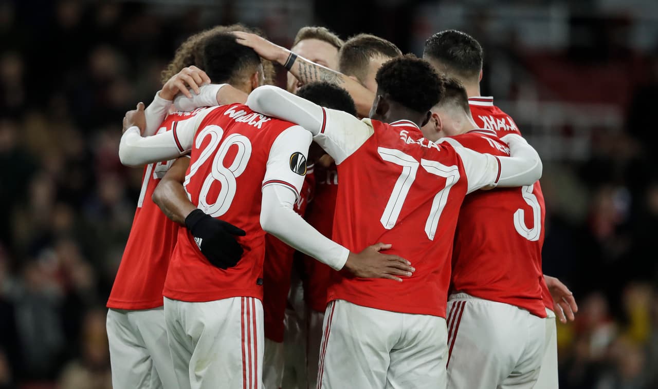 Frankfurt vence con doblete del japonés Daichi Kamada 2-1 al Arsenal en Londres. Unai Emery, director técnico del Arsenal vive momentos difíciles y más tras esta derrota.