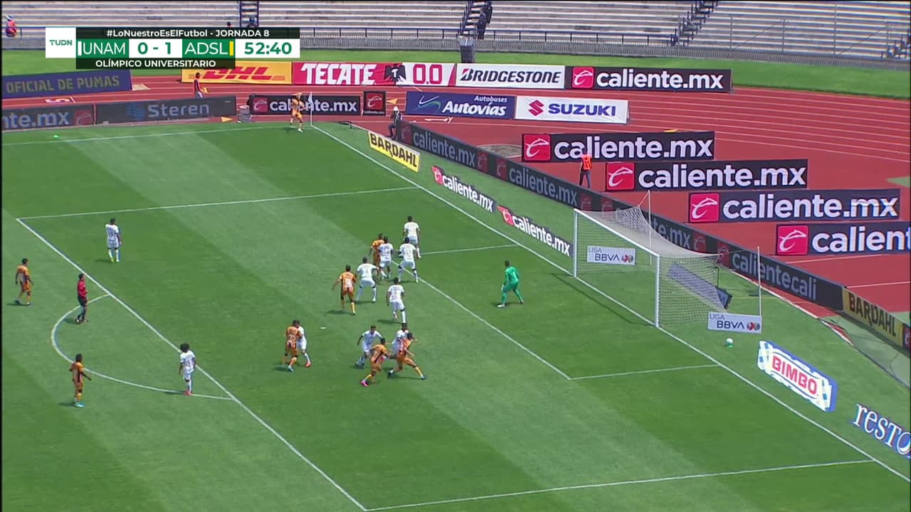 ¡TIRO ATAJADO! disparo por Rodrigo Dourado.