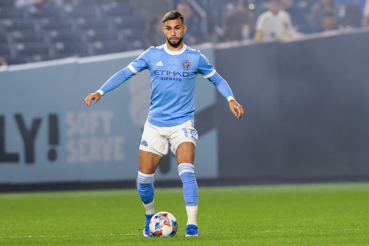 En el Yankee Stadium, New York City FC goleó por 6-0 a D.C. United, con un doblete de Valentín Castellanos.
<br>