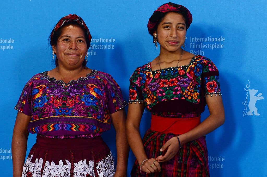 Con el giro, el director busca hablar sobre la historia real del genocidio maya guatemalteco que sucedió en los años 80.
<br>