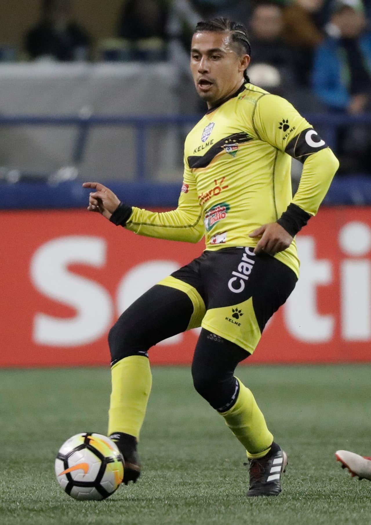 El salvadoreño Gerson Mayén es una de las figuras del Santa Tecla, un volante ofensivo con capacidad de ser goleador.