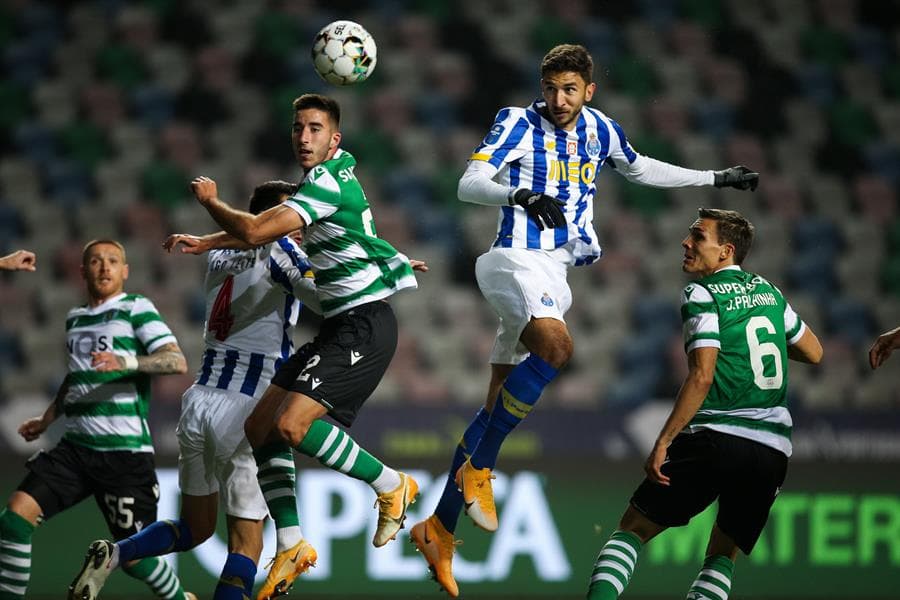 Con doblete de Jovane Cabral, el Sporting de Lisboa avanza a la final de la Copa de la Liga de Portugal, tras derrotar al Porto 2-1. Los goles por parte de los verdiblancos cayeron en los últimos 10 minutos del partido.