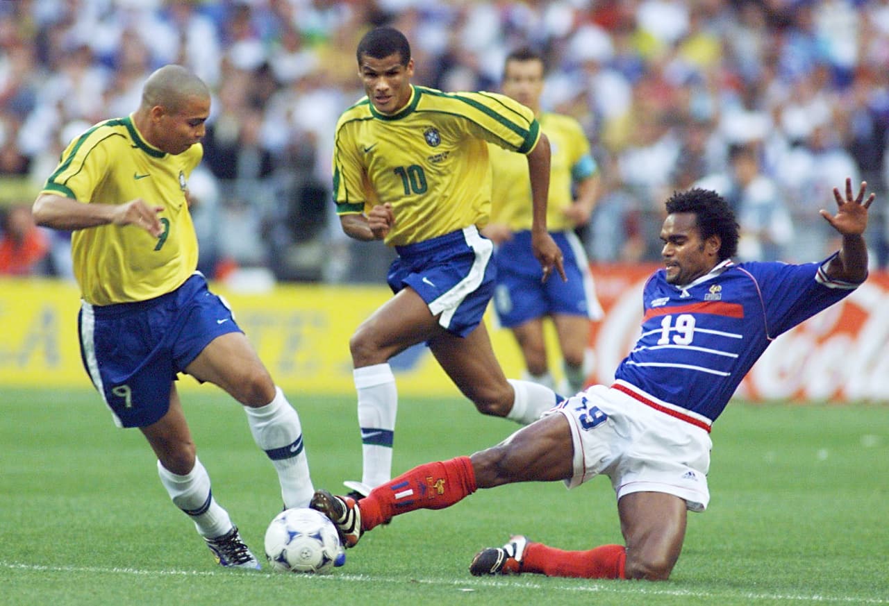 Sin embargo, durante el juego Ronaldo se vio bajo de nivel y su poco aporte influyó a la derrota de su equipo 3-0 contra los locales de Francia.