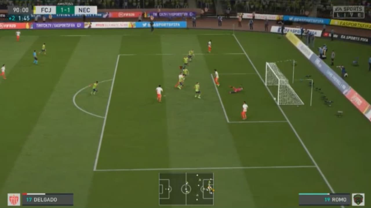 Maximiliano Olivera cayó 1-2 en casa ante Jairo González en el futbol virtual.