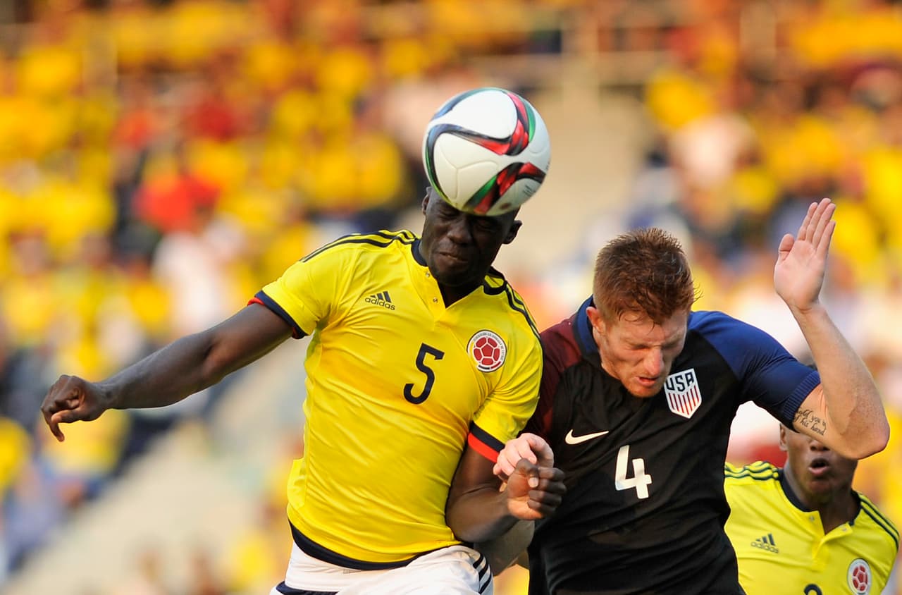 Sánchez, que es alternativa en la Selección Colombia de Mayores, ha tenido regularidad en el Ajax y es observado como una opción por otros grandes en Europa.