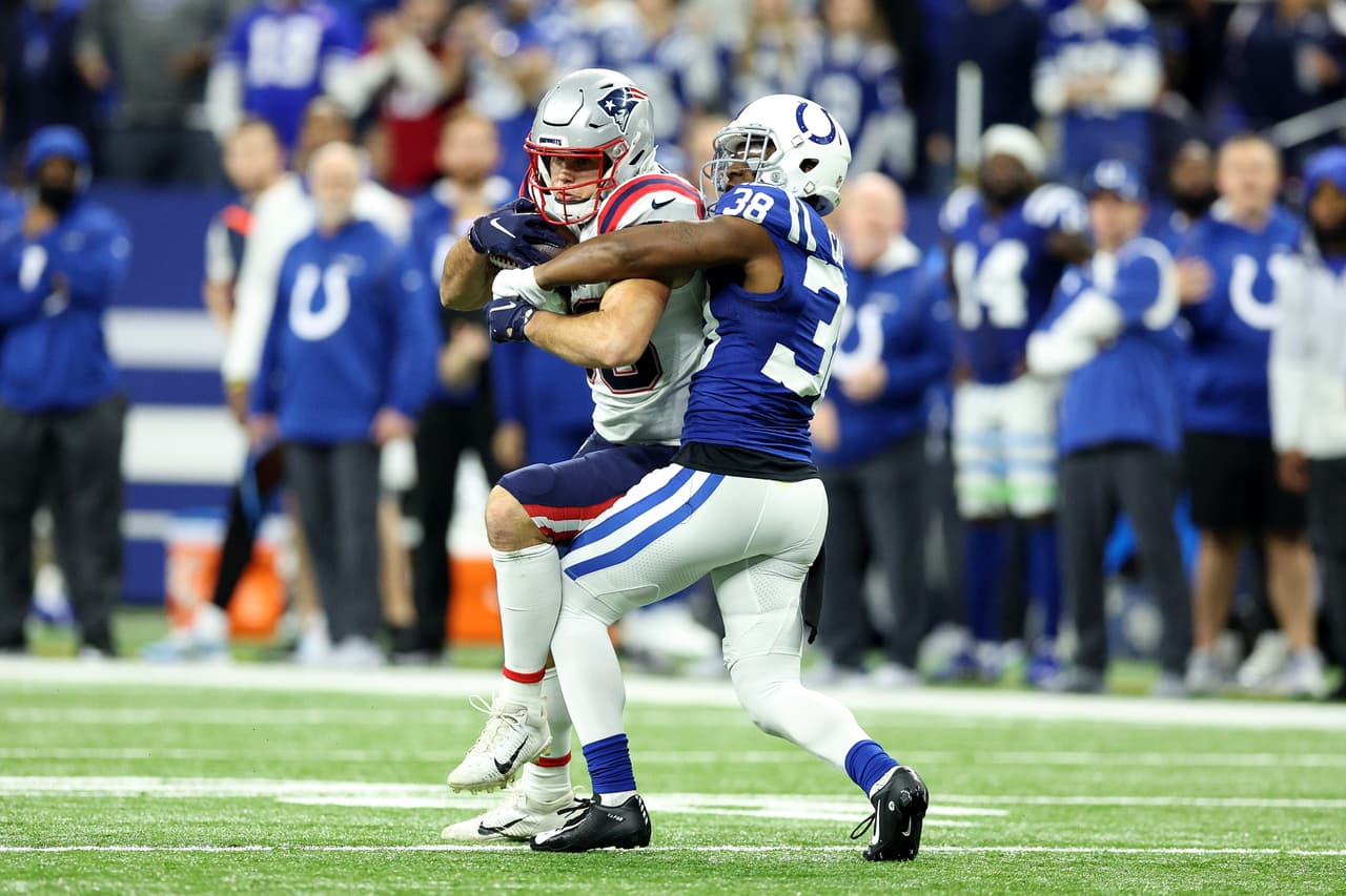 Los Colts encontraron la fórmula para detener la racha ganadora de los Patriots.