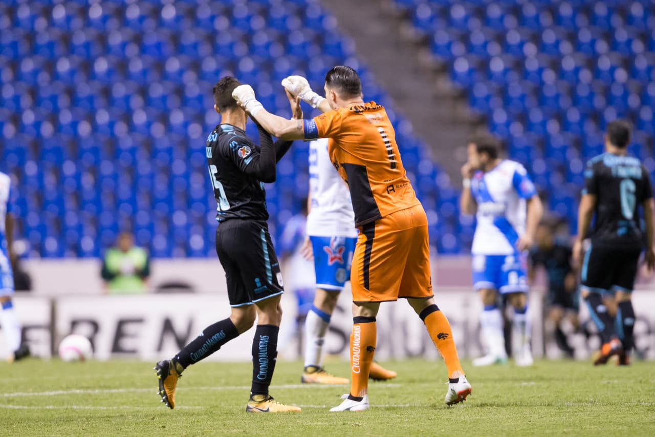 Camilo Sanvezzo fue el hombre clave para Querétaro. El delantero igualó el encuentro al minuto 63 con un remate de cabeza perfectamente colocado.