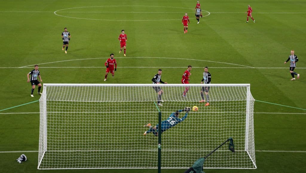 Newcastle y Liverpool reparten puntos, pues durante en su último encuentro del año no hubo gol. Los 'Reds' terminan en primera posición de la tabla, seguido por el Manchester United que les lleva tres puntos con menos partidos jugados.