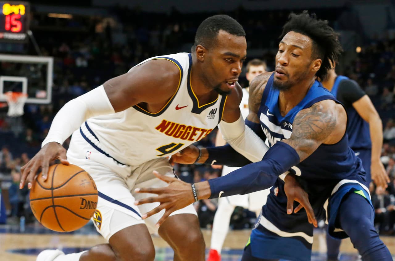 <b>Denver 103-101 Minnesota</b>. Paul Milsap se lució con 25 puntos y los Nuggets (11-7) agravan la situación de los Timberwolves (7-11). Por MInnesota destacó Karl-Anthony Towns con 22 unidades.