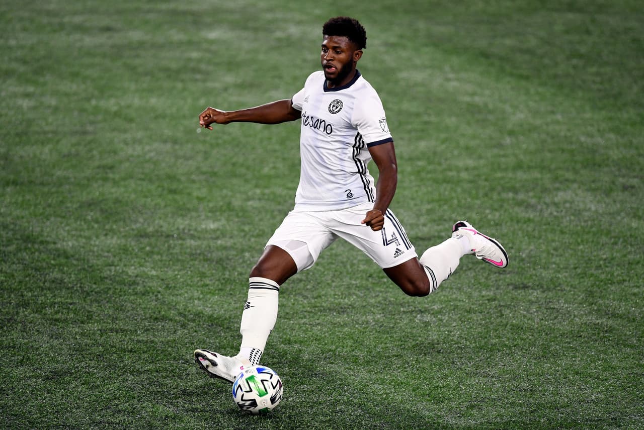 DEFENSOR - Mark McKenzie (Philadelphia Union)