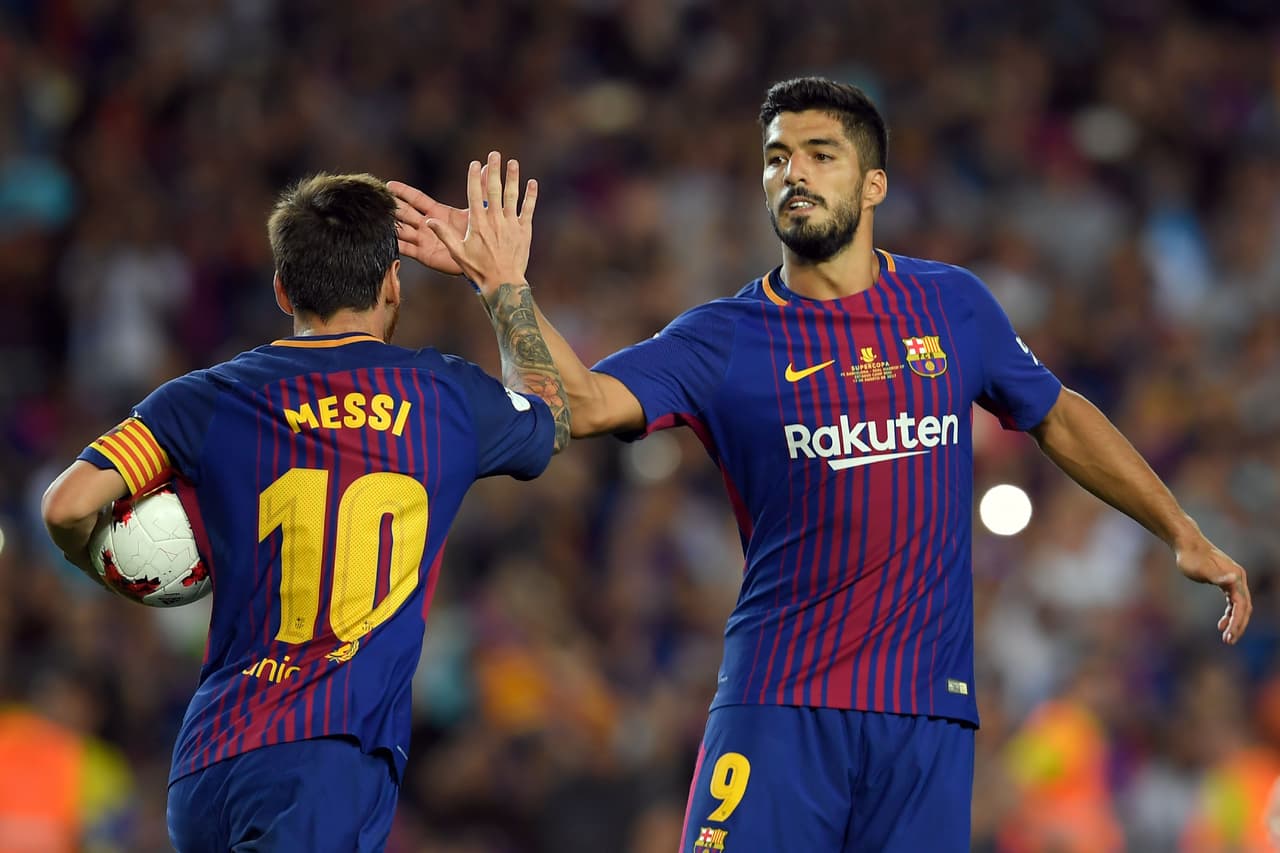 Festejo de los dos involucrados en la jugada que terminó en el 1-1.